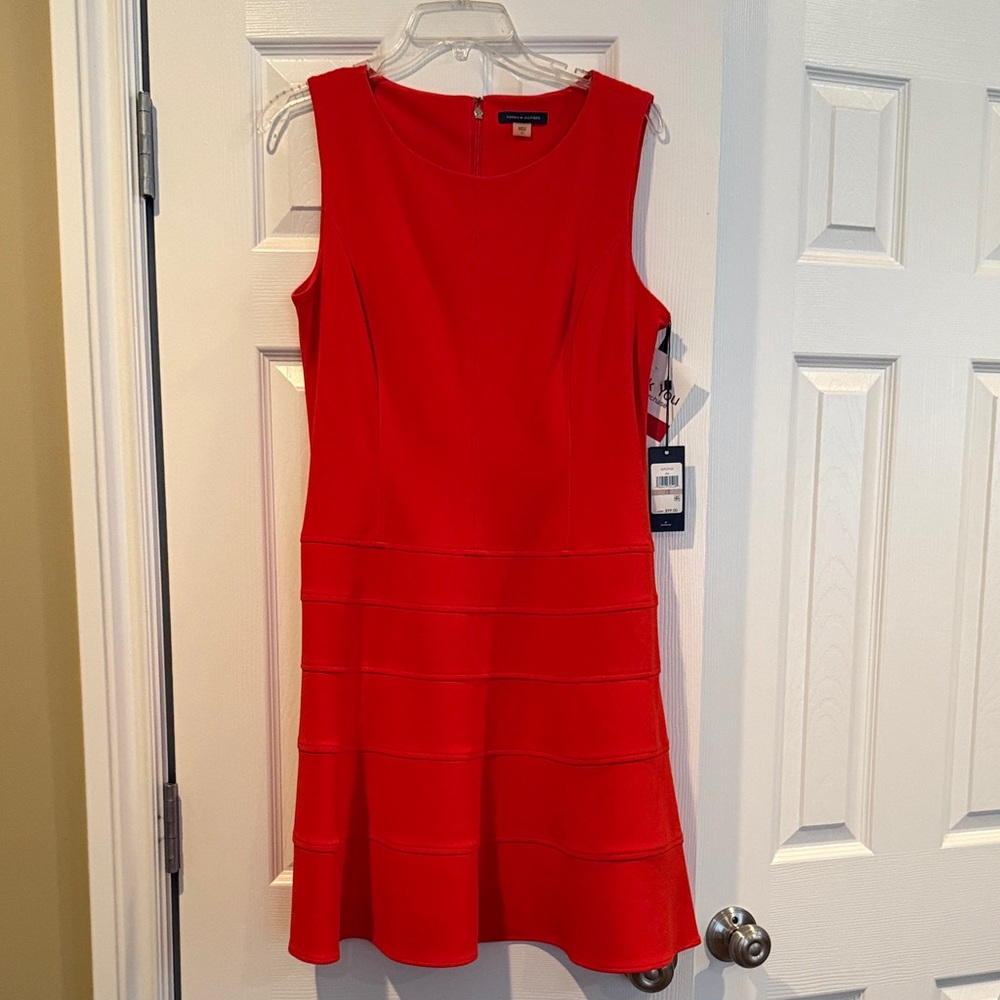 Elegant Red Sleeveless Dress